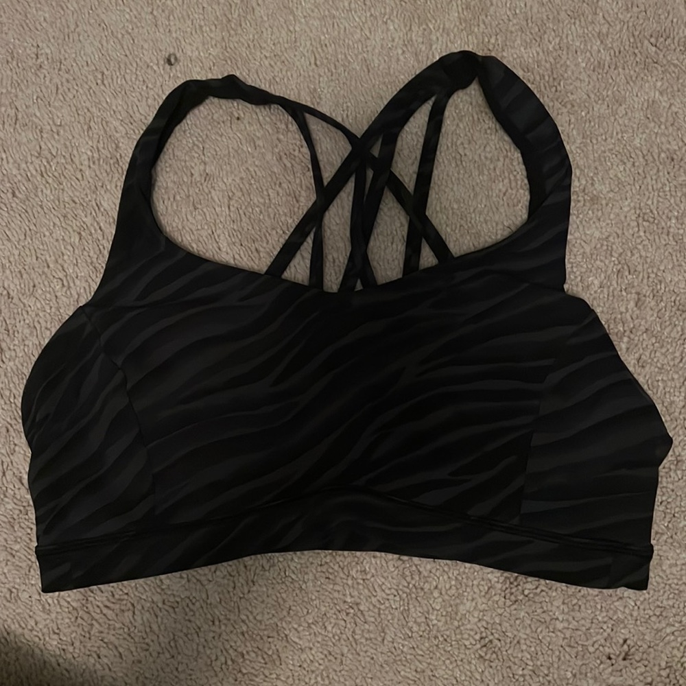 Lululemon Free to Be Serene Bra Size 8 zebra print